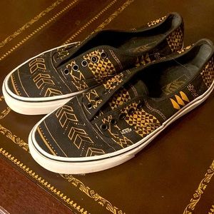 Men’s sz 8.5 VANS